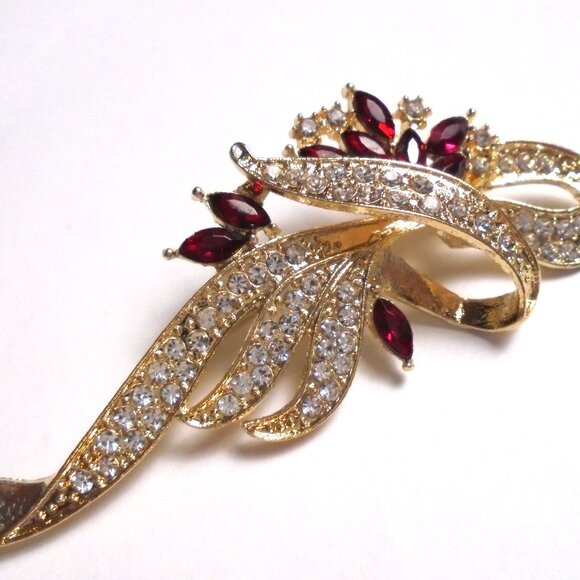 Brooch golden tone rhinestones brooch accessories jewelry gifts - Picture 3 of 7